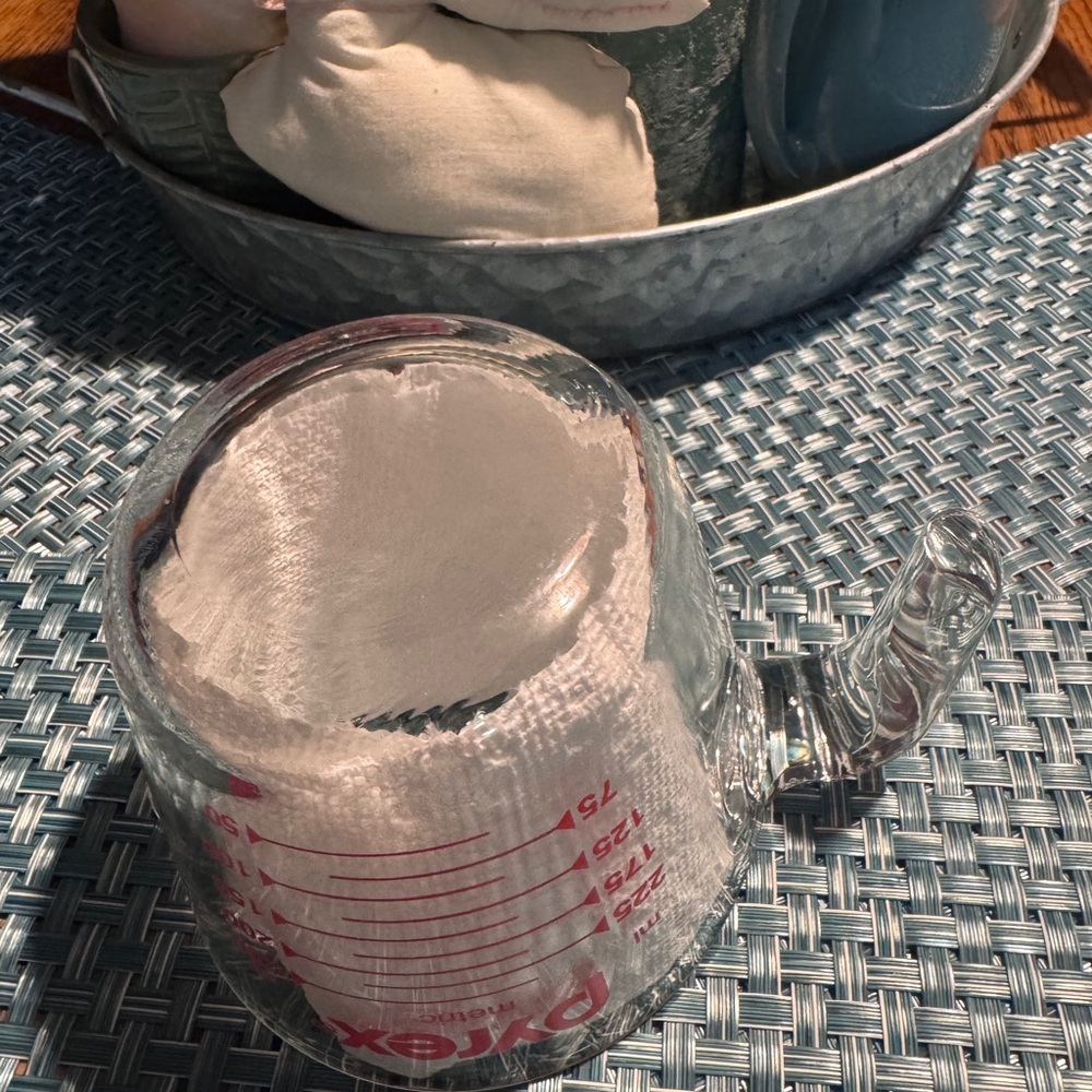 Vintage PYREX GLASS 1 CUP MEASURING CUP - Picture 4 of 4